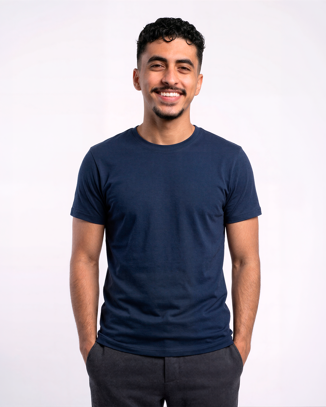 Camiseta Básica Essencial® - Azul Marinho