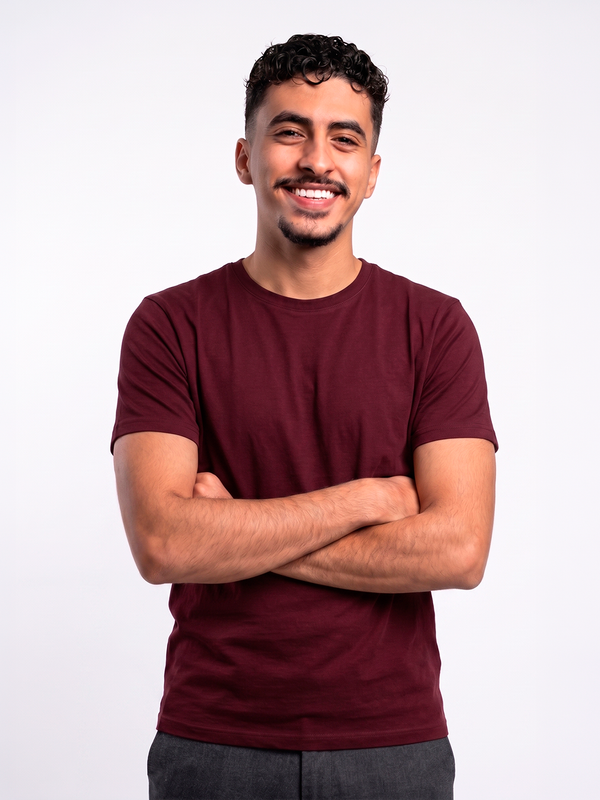 Camiseta Básica Essencial® - Bordô
