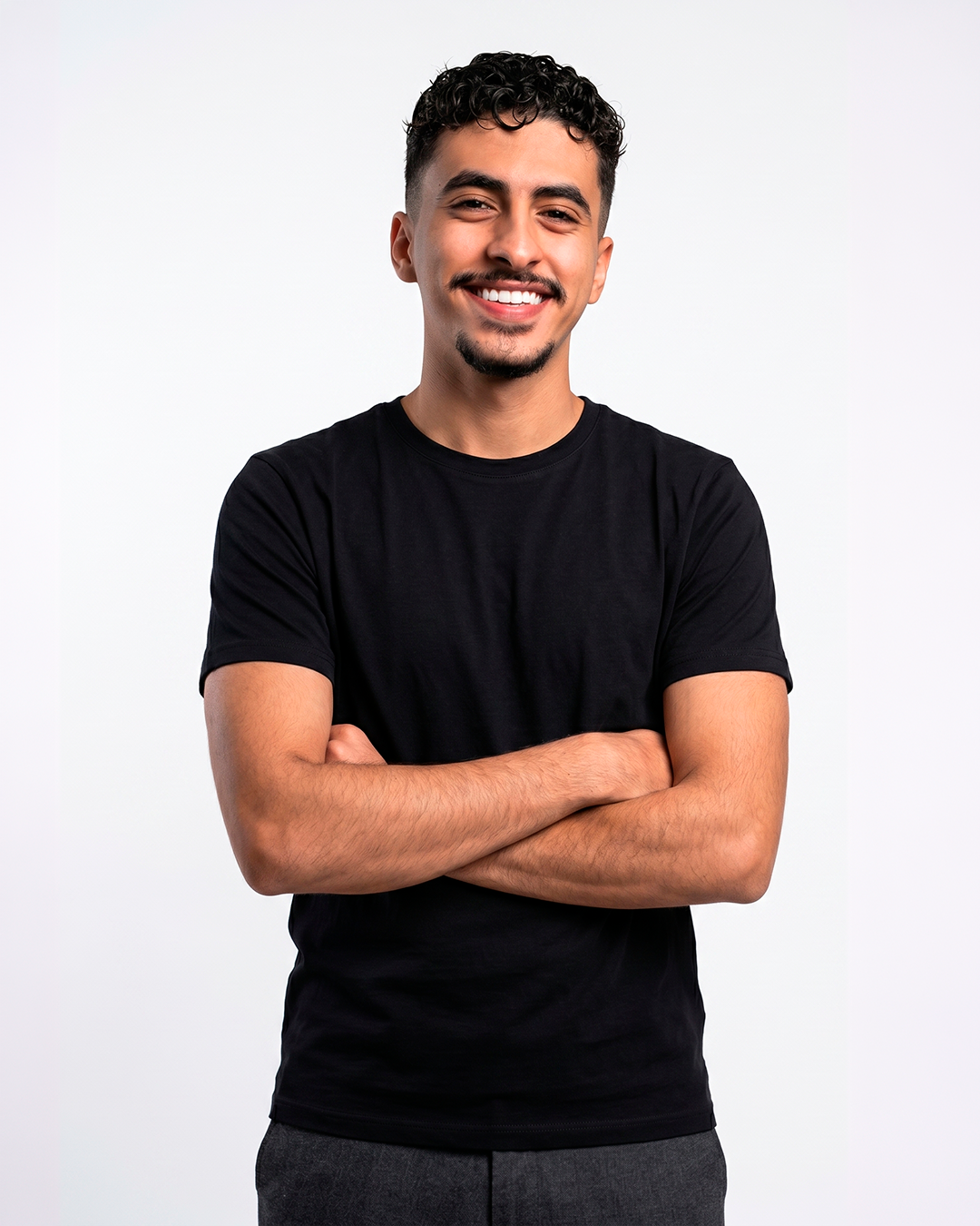 Camiseta Básica Essencial® - Preta