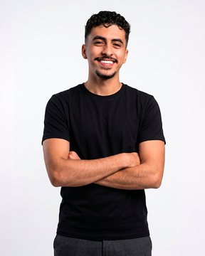 Camiseta Básica Essencial® - Preta